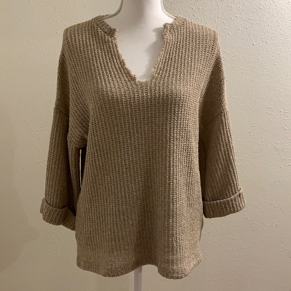 Mahina sweater with cuff on sleeve